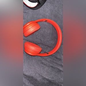 beats solo 3 headphones